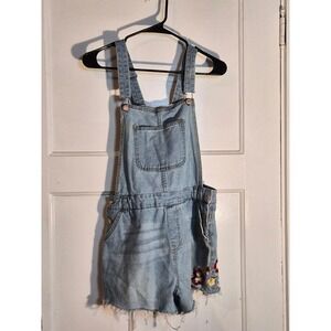 Love Tree Denim Floral Embroidered Shortalls Light Wash Blue Large